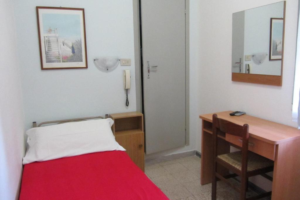 Hotel Toledo 里米尼 外观 照片